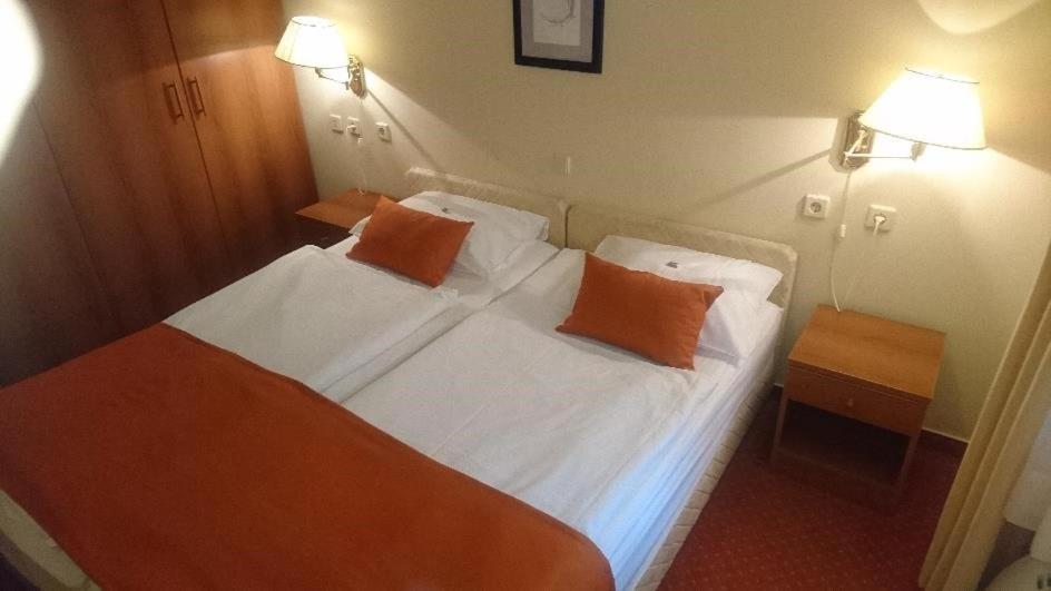 Hotel Vila Ruzica- Glavna Zgrada I Depandanse Crikvenica Luaran gambar