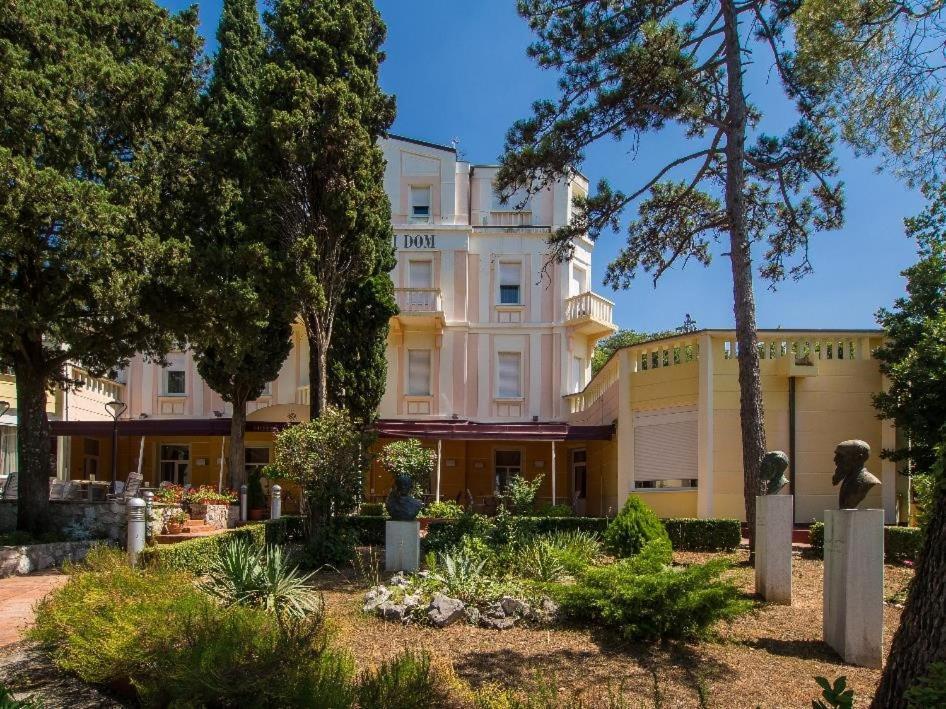 Hotel Vila Ruzica- Glavna Zgrada I Depandanse Crikvenica Luaran gambar
