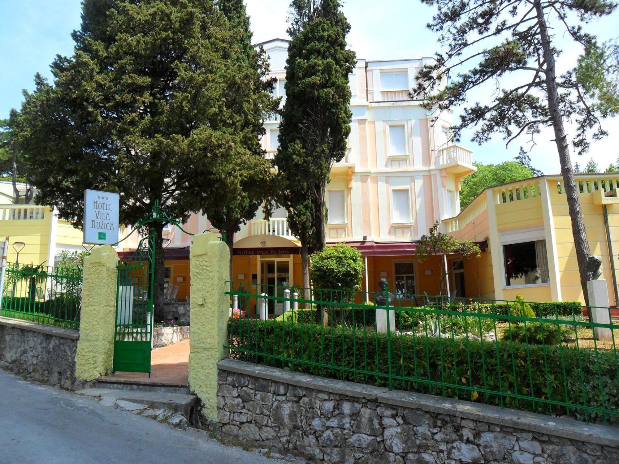 Hotel Vila Ruzica- Glavna Zgrada I Depandanse Crikvenica Luaran gambar