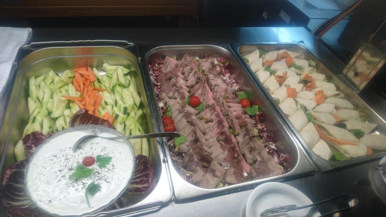Hotel Vila Ruzica- Glavna Zgrada I Depandanse Crikvenica Luaran gambar