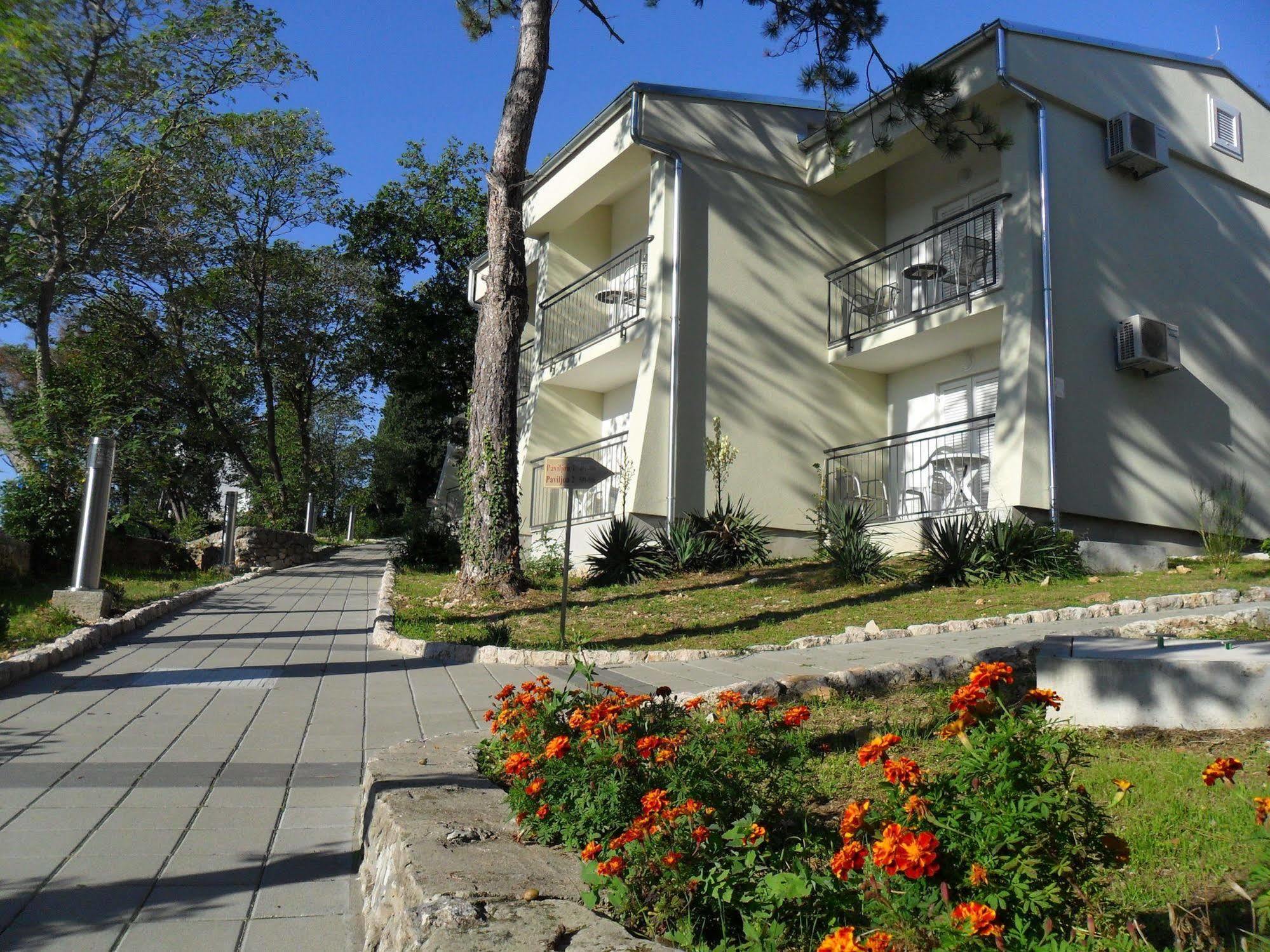 Hotel Vila Ruzica- Glavna Zgrada I Depandanse Crikvenica Luaran gambar