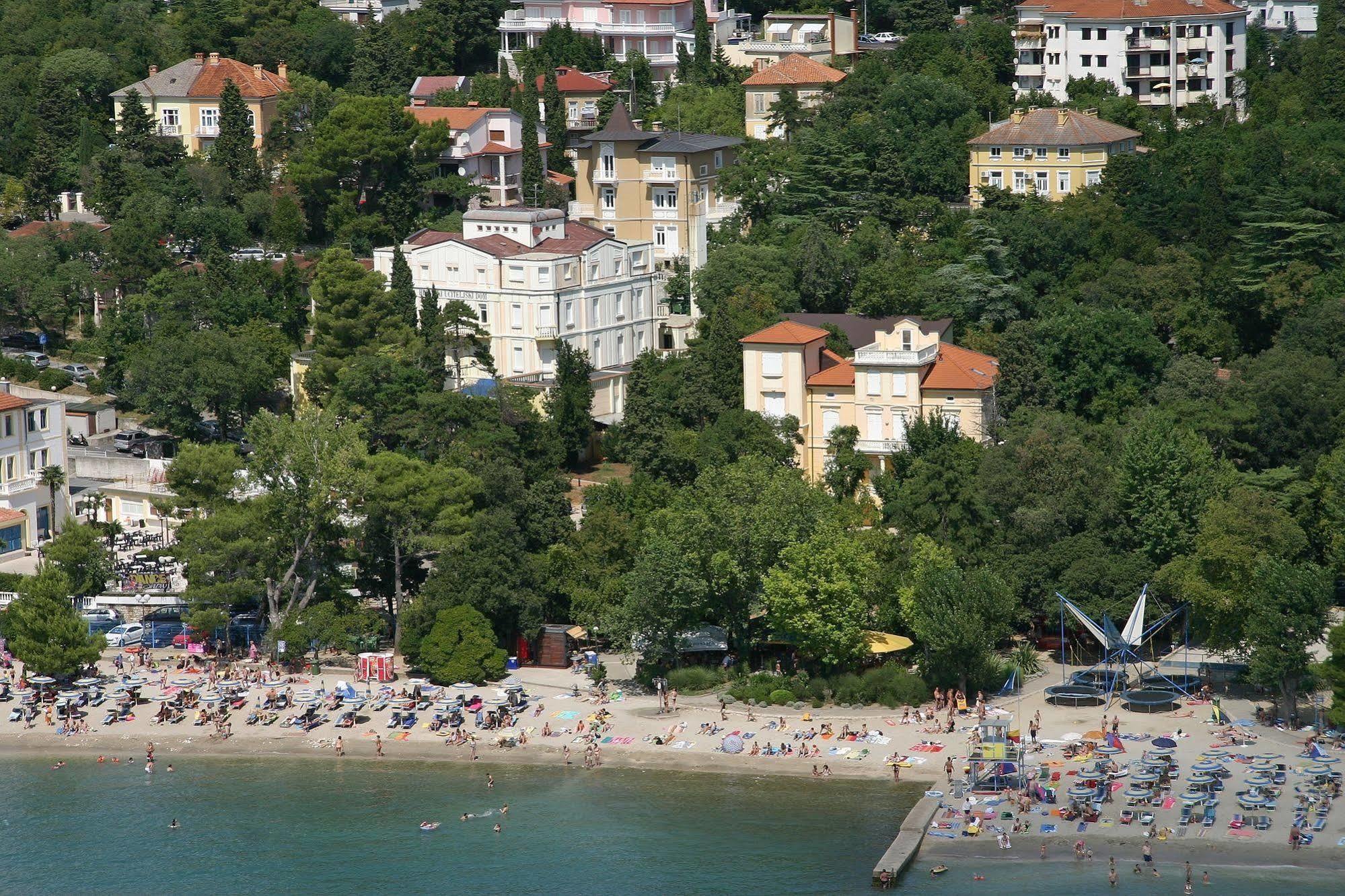 Hotel Vila Ruzica- Glavna Zgrada I Depandanse Crikvenica Luaran gambar